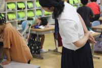 ②